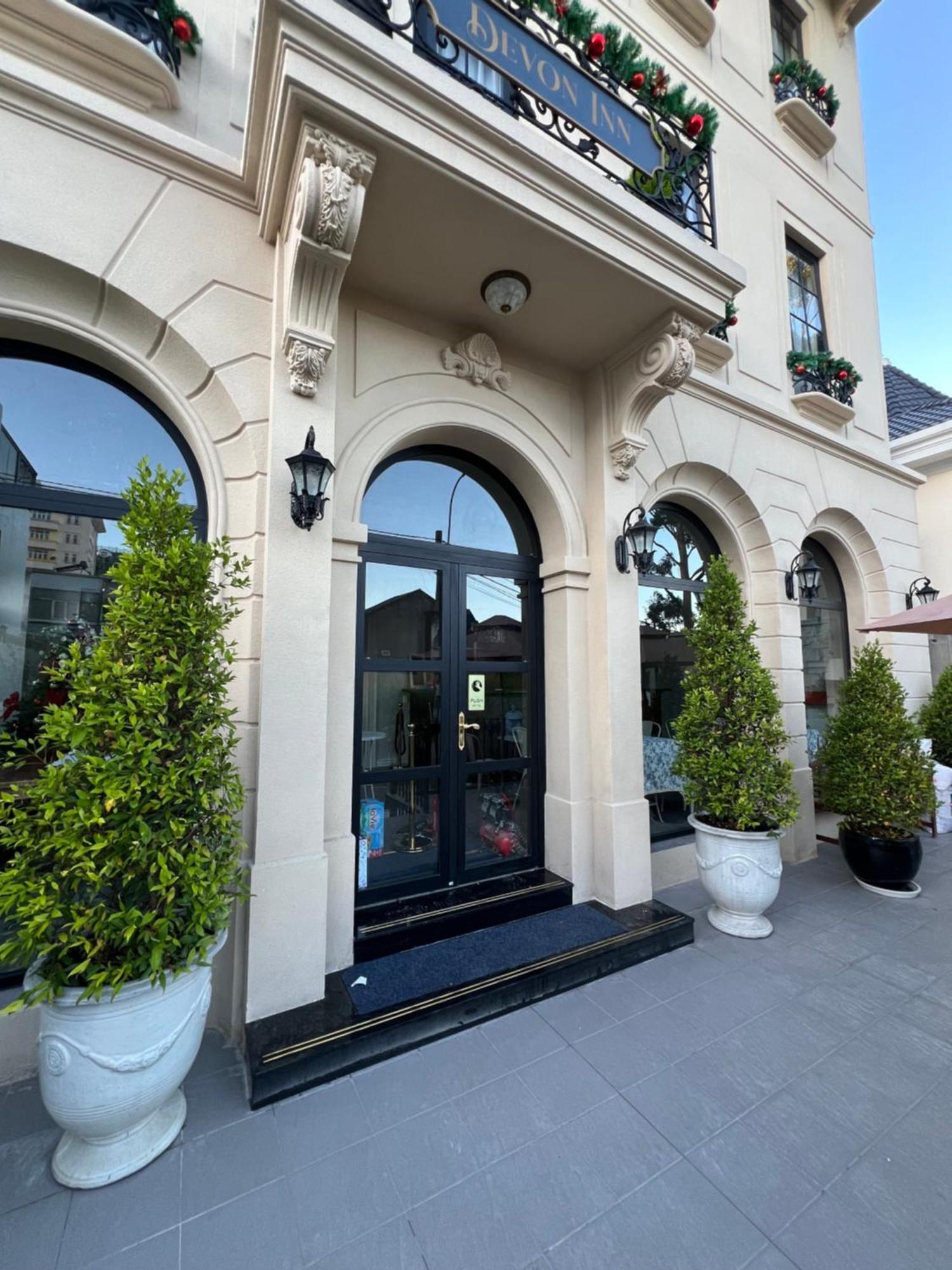 Devon Inn Khu Chi Lăng エクステリア 写真